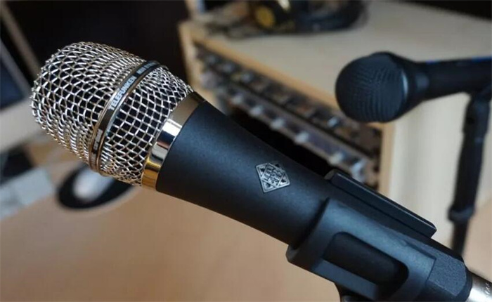 刺鸟配音250.jpg 刺鸟配音250.jpg